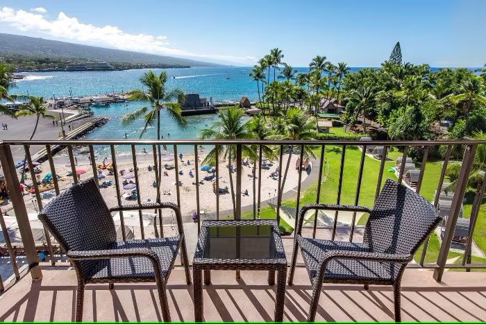 Courtyard by Marriott King Kamehameha's Kona Beach Hotel